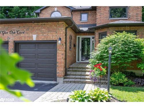 33 Glen Oak Court, Barrie, ON - Outdoor