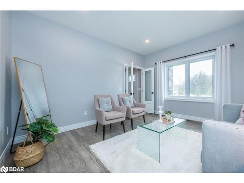 373373 6Th Line, Amaranth, ON - Indoor Photo Showing Living Room