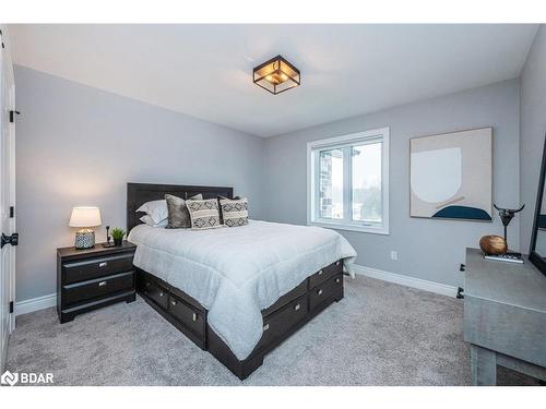 373373 6Th Line, Amaranth, ON - Indoor Photo Showing Bedroom