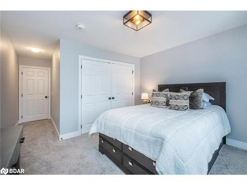 373373 6Th Line, Amaranth, ON - Indoor Photo Showing Bedroom