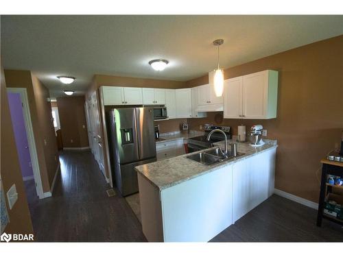 16 Ingersoll Street, St. Marys, ON - Indoor Photo Showing Kitchen With Double Sink