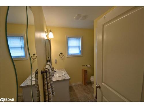 16 Ingersoll Street, St. Marys, ON - Indoor Photo Showing Bathroom