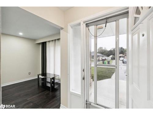 Upper-11 Juniper Crescent, Brampton, ON - Indoor Photo Showing Other Room