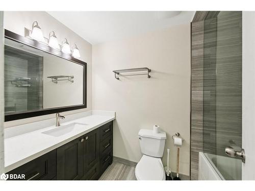 Upper-11 Juniper Crescent, Brampton, ON - Indoor Photo Showing Bathroom