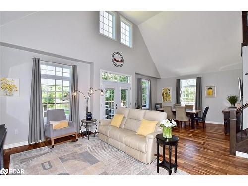 1341 County 45 Road, Hastings, ON - Indoor Photo Showing Living Room