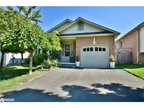 31 Harwood Drive, Barrie, ON - Outdoor With Facade