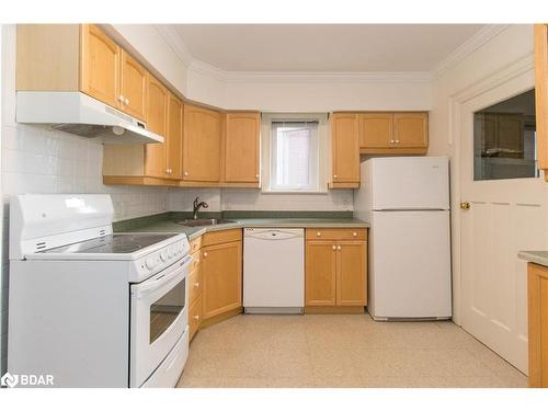 290 Arlington Avenue, Toronto, ON - Indoor Photo Showing Kitchen