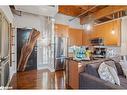 113-543 Timothy Street, Newmarket, ON  - Indoor Photo Showing Kitchen 