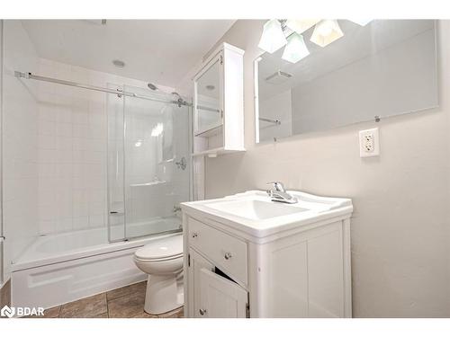 94 Christie Crescent, Barrie, ON - Indoor Photo Showing Bathroom