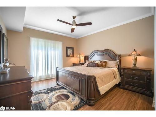 101-720 Yonge Street Street, Barrie, ON - Indoor Photo Showing Bedroom