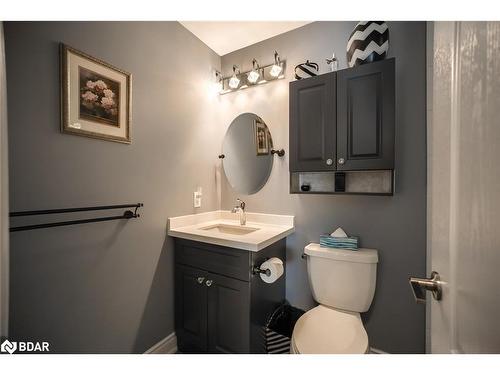 101-720 Yonge Street Street, Barrie, ON - Indoor Photo Showing Bathroom