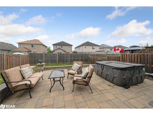 37 Gunsolus Road, Lindsay, ON - Outdoor