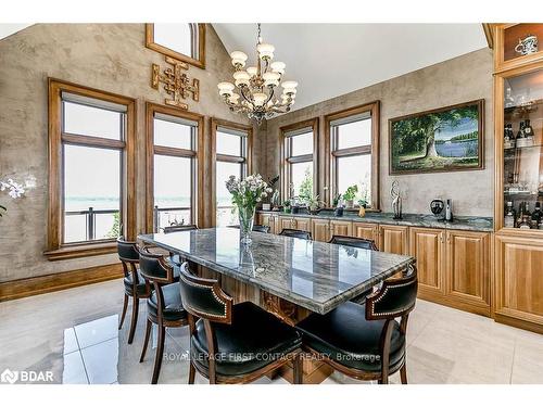 5 Monica Road, Tiny, ON - Indoor Photo Showing Dining Room