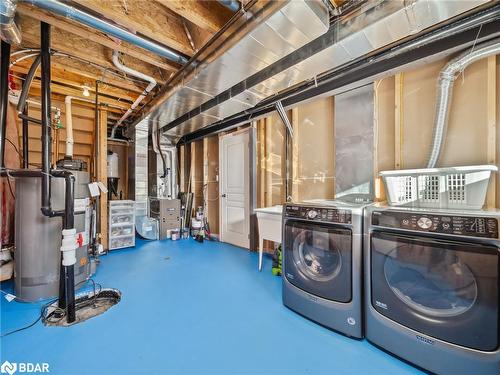 35 Grace Crescent Crescent, Oro-Medonte, ON - Indoor Photo Showing Laundry Room