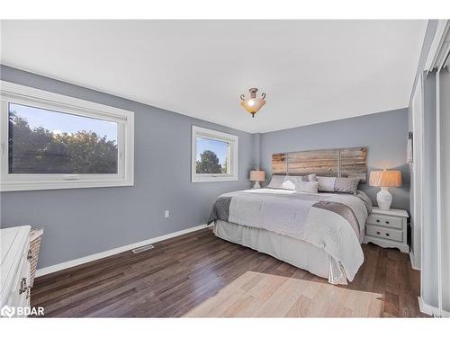 3 Wessenger Drive, Barrie, ON - Indoor Photo Showing Bedroom