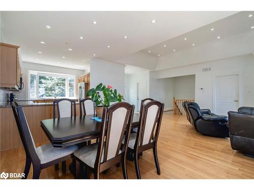 369 Aberdeen Boulevard, Midland, ON - Indoor Photo Showing Dining Room