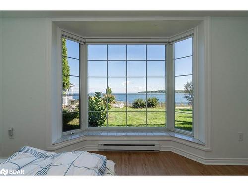 369 Aberdeen Boulevard, Midland, ON - Indoor Photo Showing Bedroom