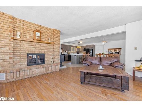 4628 10Th Line, New Tecumseth, ON - Indoor Photo Showing Living Room With Fireplace