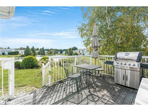 2 St James Place, Wasaga Beach, ON - Outdoor