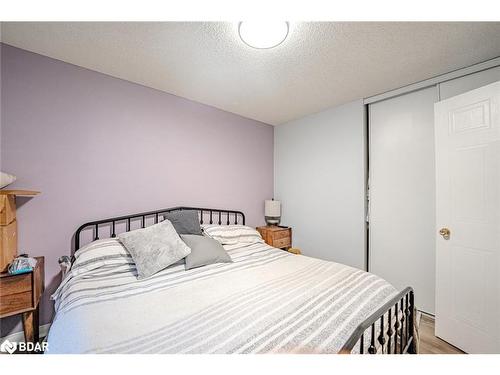 35-119 D'Ambrosio Drive, Barrie, ON - Indoor Photo Showing Bedroom