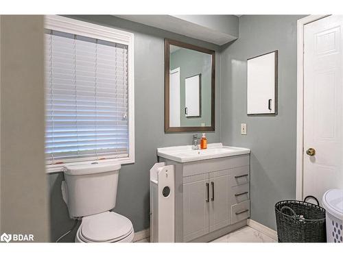 35-119 D'Ambrosio Drive, Barrie, ON - Indoor Photo Showing Bathroom