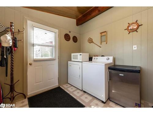 67 Lake Avenue, Brechin, ON - Indoor Photo Showing Laundry Room