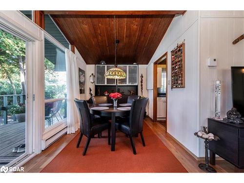 67 Lake Avenue, Brechin, ON - Indoor Photo Showing Dining Room