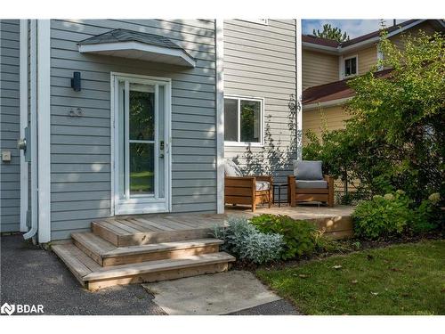 63 Elizabeth Street, Barrie, ON - Outdoor