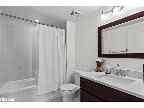 405-39 Ferndale Drive S, Barrie, ON - Indoor Photo Showing Bathroom