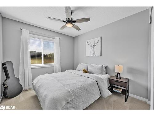 163 Diana Drive, Orillia, ON - Indoor Photo Showing Bedroom