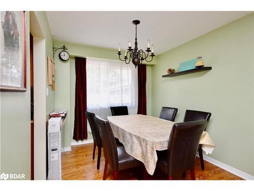 51 Glenwood Drive, Barrie, ON - Indoor Photo Showing Dining Room