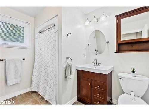 19 Addeson Street, Melancthon, ON - Indoor Photo Showing Bathroom