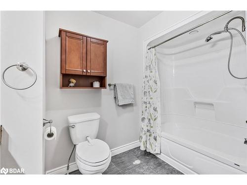 19 Addeson Street, Melancthon, ON - Indoor Photo Showing Bathroom