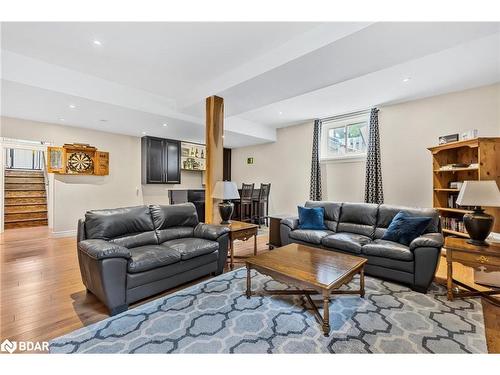 19 Addeson Street, Melancthon, ON - Indoor Photo Showing Living Room