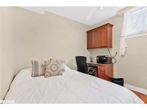 19 Addeson Street, Melancthon, ON - Indoor Photo Showing Bedroom