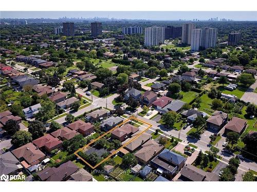 70 Saint Andrews Boulevard, Etobicoke, ON - Outdoor With View