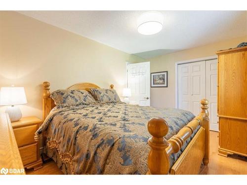 38 Lamers Rd, New Lowell, ON - Indoor Photo Showing Bedroom