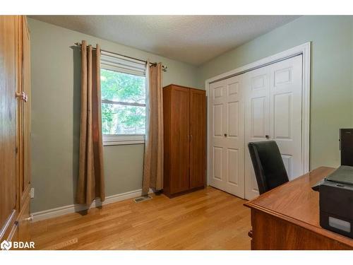 38 Lamers Rd, New Lowell, ON - Indoor Photo Showing Office