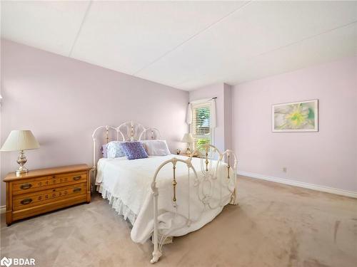 107-330 Brewery Lane, Orillia, ON - Indoor Photo Showing Bedroom