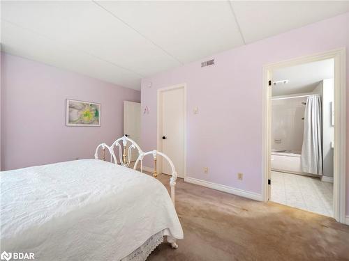 107-330 Brewery Lane, Orillia, ON - Indoor Photo Showing Bedroom