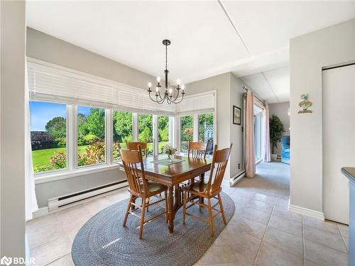 107-330 Brewery Lane, Orillia, ON - Indoor Photo Showing Dining Room