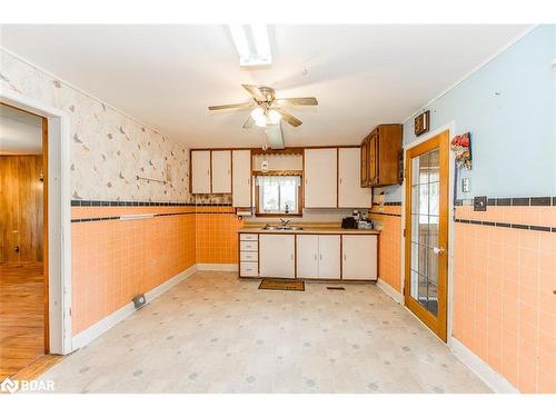 3828 George Johnston Road, Springwater, ON - Indoor Photo Showing Other Room