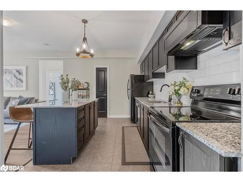 301-300 Essa Road Route, Barrie, ON - Indoor Photo Showing Kitchen With Upgraded Kitchen