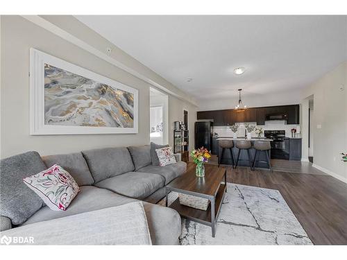 301-300 Essa Road Route, Barrie, ON - Indoor Photo Showing Living Room