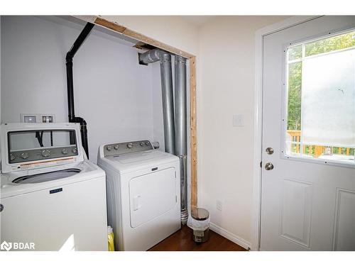 143 Julian Lake Road, Peterborough, ON - Indoor Photo Showing Laundry Room