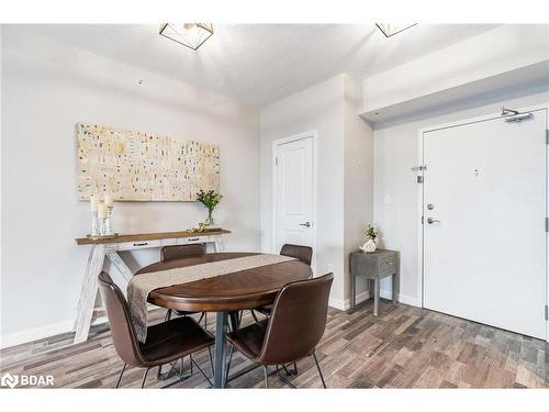 603-302 Essa Road, Barrie, ON - Indoor Photo Showing Dining Room