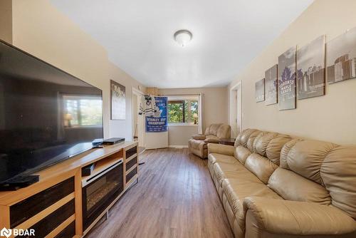 15 Island View Drive, Carling, ON - Indoor Photo Showing Living Room