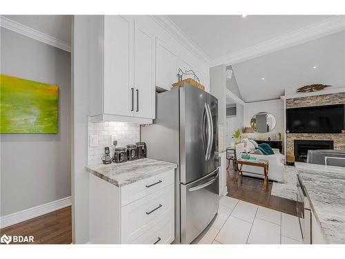 2248 Elana Drive, Severn, ON - Indoor Photo Showing Kitchen