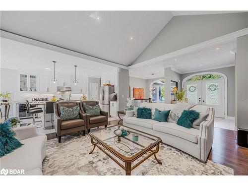 2248 Elana Drive, Severn, ON - Indoor Photo Showing Living Room