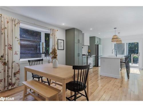 101 Queen Street, Barrie, ON - Indoor Photo Showing Dining Room